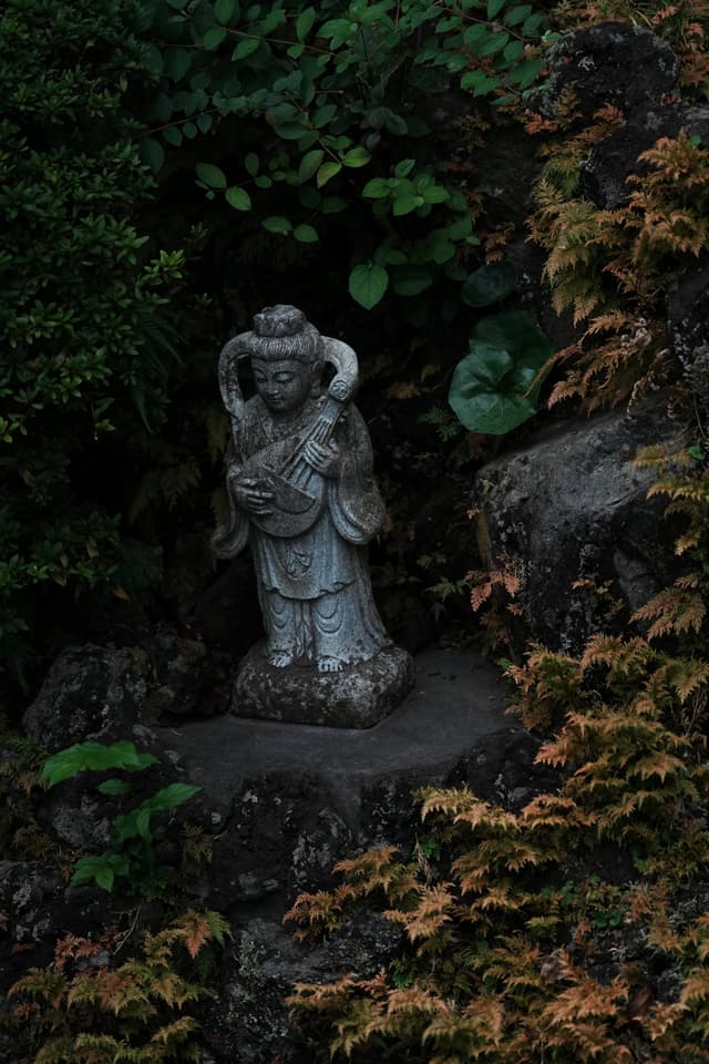 Statue in Hase-dera