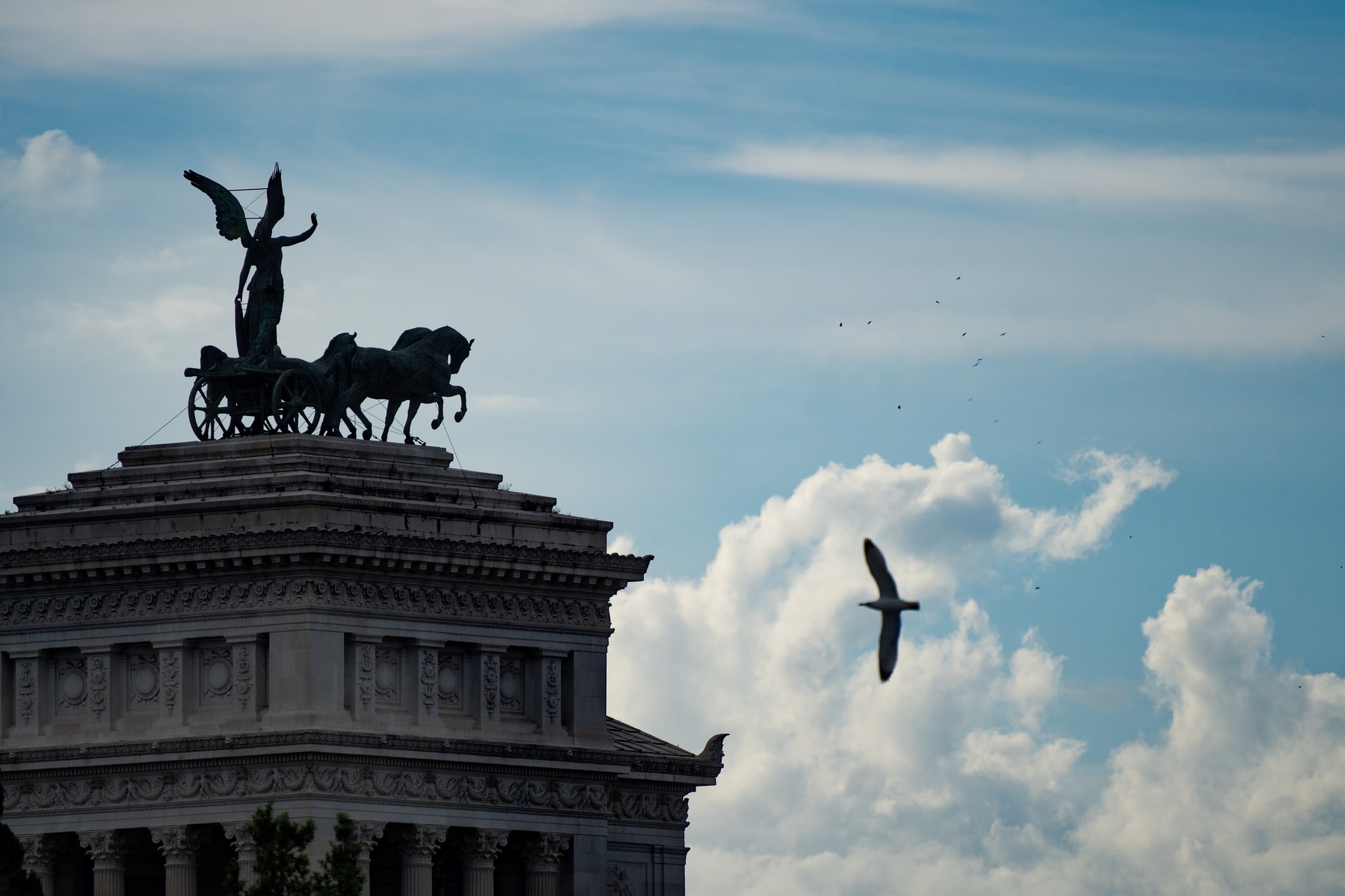 Statue on Piazza Venezia 2